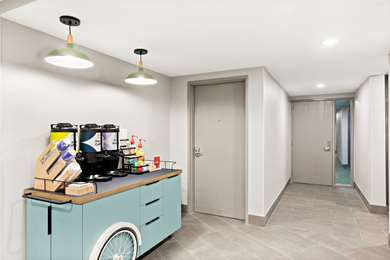 Dining,Dining Area,Restaurant,On-Site