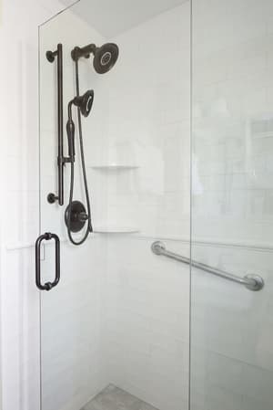 thumbnail: Bathroom shower