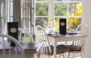 thumbnail: Breakfast area