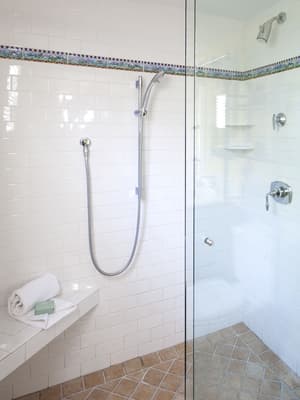 thumbnail: Bathroom shower