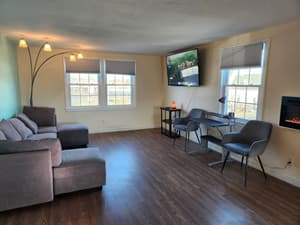 thumbnail: Living area