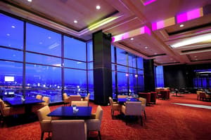 thumbnail: Bar (on property)