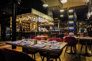 thumbnail: Restaurant