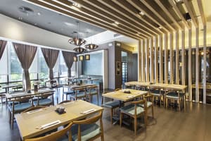 thumbnail: Restaurant