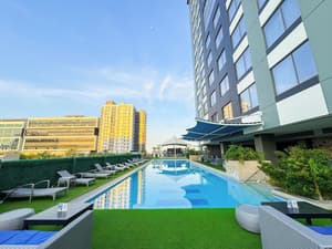 thumbnail: Outdoor pool