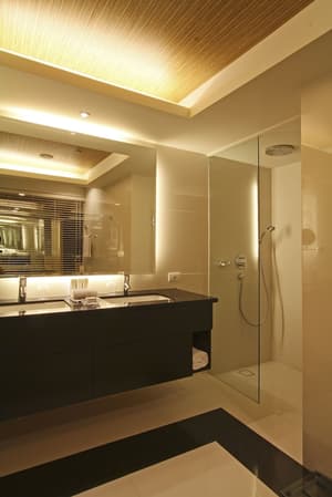 thumbnail: Bathroom
