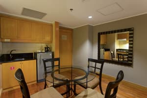 thumbnail: In-room dining