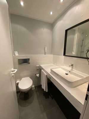thumbnail: Bathroom
