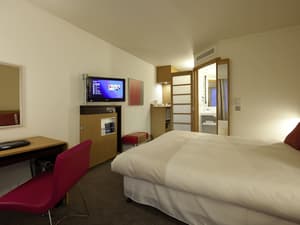 thumbnail: Room