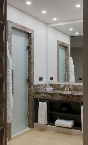 thumbnail: Bathroom