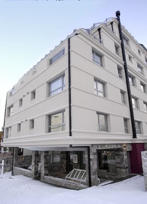 thumbnail: Front of property