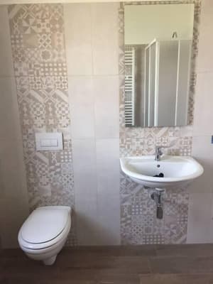 thumbnail: Bathroom