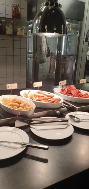 thumbnail: Breakfast buffet
