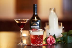 thumbnail: Bar (on property)