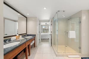 thumbnail: Bathroom shower