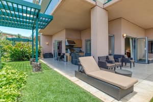 thumbnail: Terrace/patio