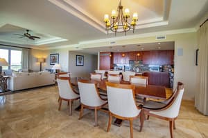 thumbnail: Dining room