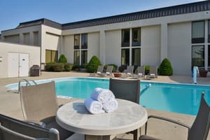 thumbnail: Pool