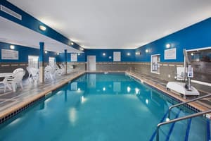 thumbnail: Pool