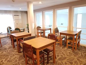 thumbnail: Dining