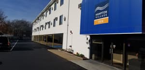 thumbnail: Exterior