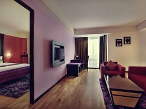 thumbnail: Room