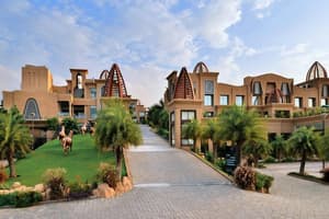 thumbnail: Exterior