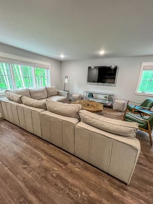 thumbnail: Living area
