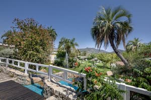 thumbnail: Outdoor wedding area
