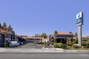 thumbnail: Exterior
