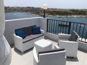 thumbnail: Terrace/patio