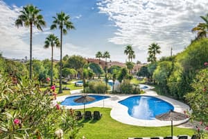 thumbnail: Outdoor pool