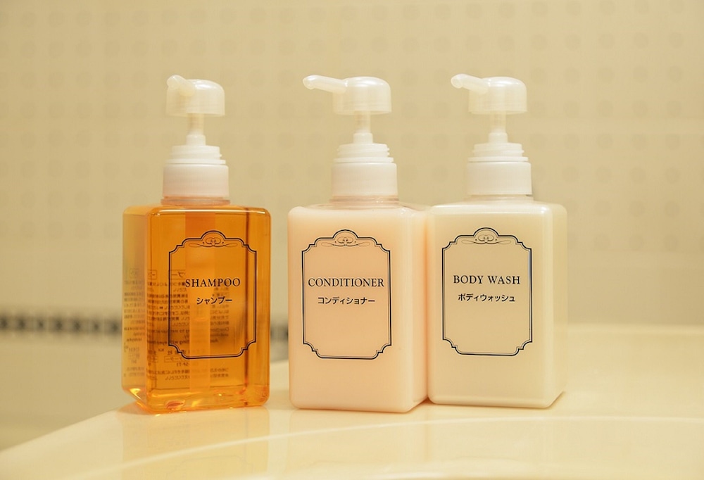 Bathroom amenities