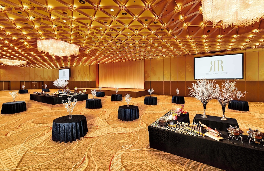 Banquet hall
