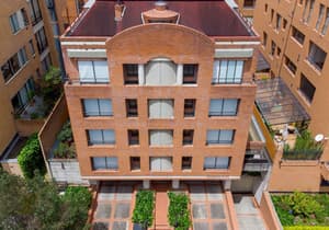 thumbnail: Front of property