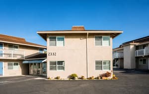 thumbnail: Exterior