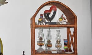thumbnail: Interior detail