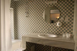 thumbnail: Bathroom