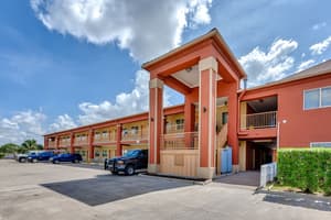 thumbnail: Business center
