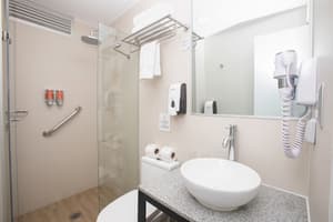 thumbnail: Bathroom