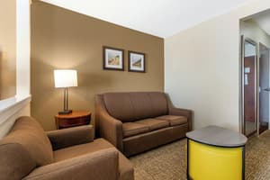 thumbnail: Breakfast area