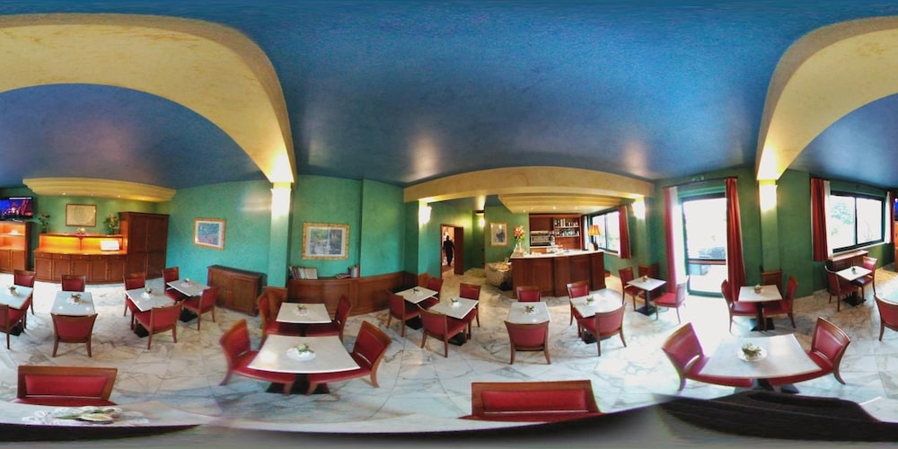 Restaurant-cafeteria