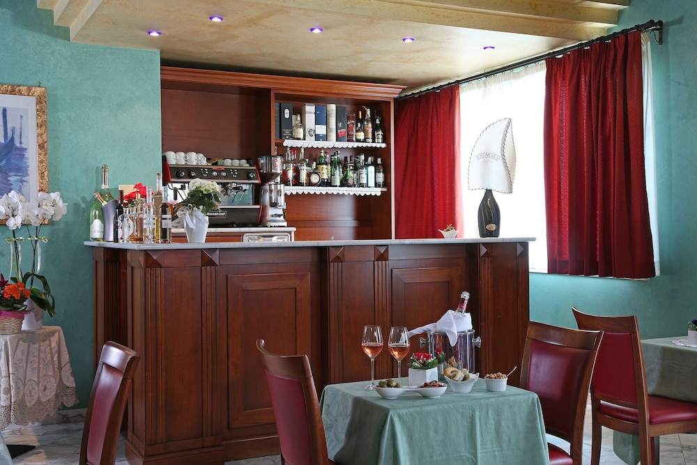 Restaurant-cafeteria
