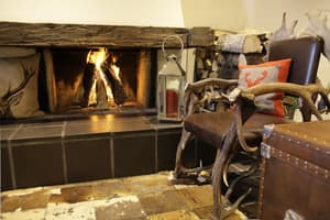 thumbnail: Interior detail
