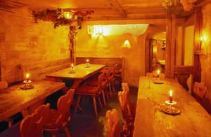 thumbnail: Bar (on property)