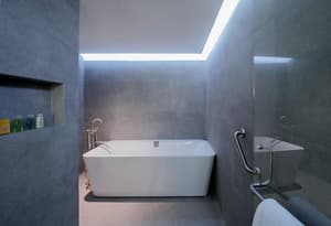 thumbnail: Deep soaking bathtub