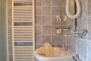 thumbnail: Bathroom sink