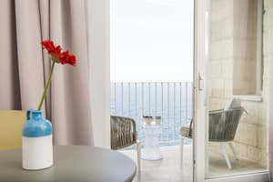thumbnail: Room amenity