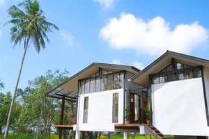thumbnail: Exterior
