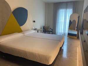 thumbnail: Room